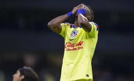 ¡Sin su goleador! América viajó a Monterrey sin Julián Quiñones