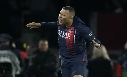 Mbappé rescató el empate ante el Newcastle en polémico final 