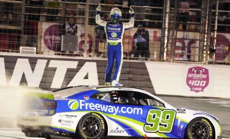 Daniel Suárez, piloto mexicano, se coronó en la NASCAR Cup Series en Atlanta Motor Speedway