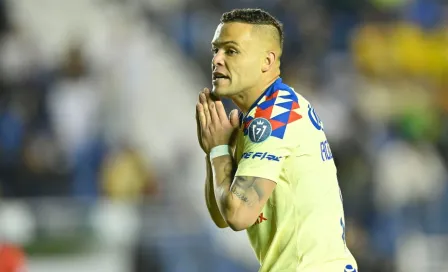 Jonathan Rodríguez revela porqué fue borrado del América: “Fue decisión del DT dejarme apartado”