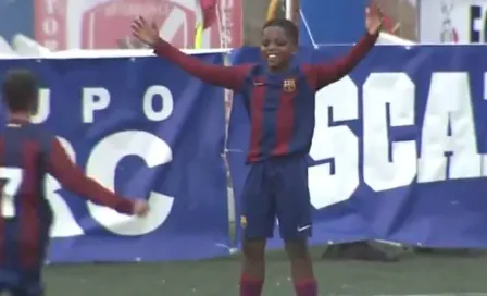 Joya infantil del Barcelona festeja su gol como Jude Bellingham 