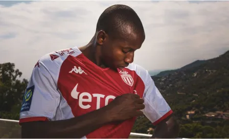 Jugador del AS Monaco tapó la bandera gay y rechazó apoyar el protocolo contra la homofobia