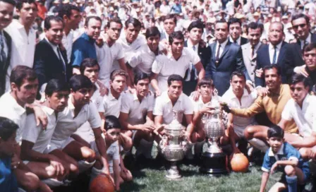 ¡Tremendo encuentro! Exjugadores históricos de Cruz Azul se reunieron previo a la Final