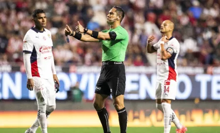 ¡Polémica! VAR anula gol al ‘Chicharito’ Hernández en el Tijuana vs Chivas