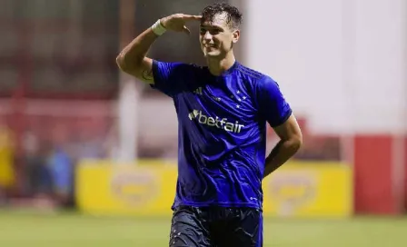 Juan Dinenno, ex de Pumas, será baja el resto de la temporada con Cruzeiro por lesión