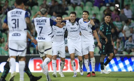 ¡Llegó el primer triunfo para Demichelis! Rayados vence a domicilio a Santos Laguna 