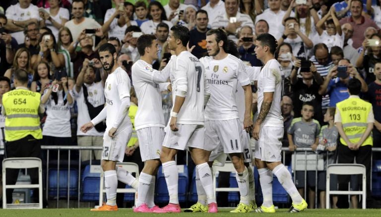 Real Madrid celebra en un juego de Liga