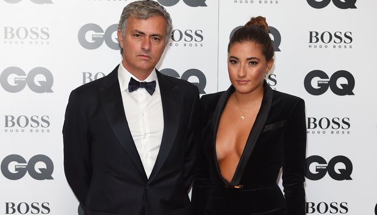 Matilde posa junto a su padre, Jose Mourinho