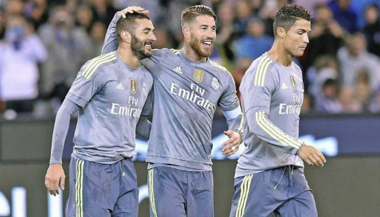 Sergio Ramos y Cristiano Ronaldo celebran un gol 