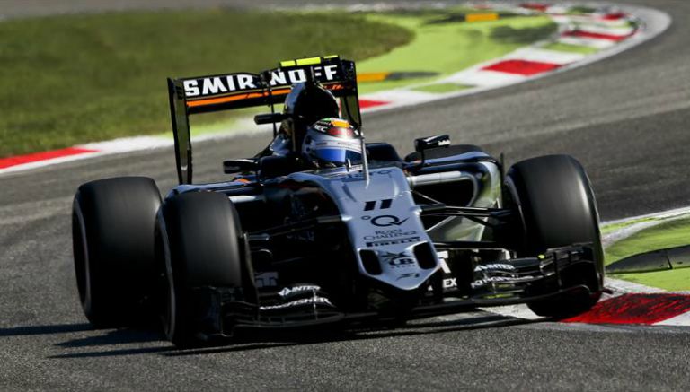 Checo Pérez en el GP de Monza