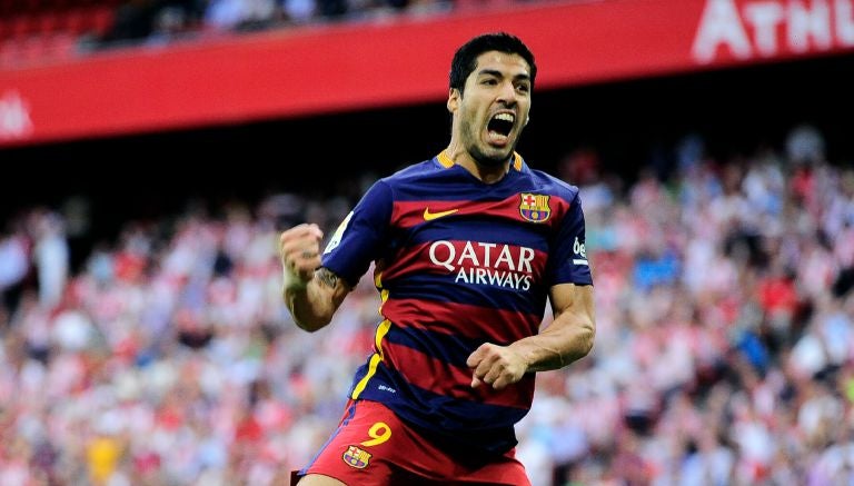 Luis Suárez festeja un gol con Barcelona