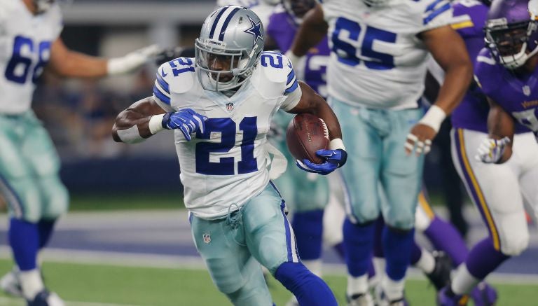 Joseph Randle corre con el ovoide