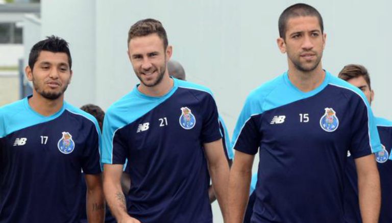 Layún, Corona y Evandro, en un entrenamiento del Porto