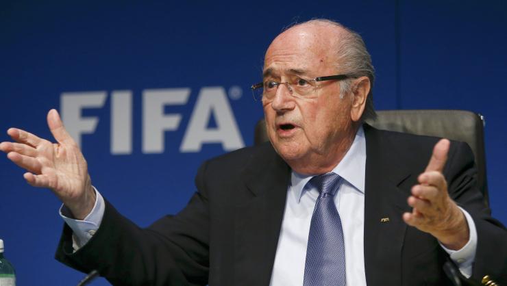 Blatter da una conferencia de prensa