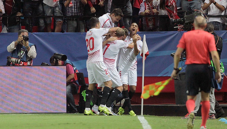 La celebración del gol de Yevhen Konoplyanka