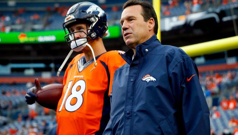 Manning y Kubiak se reúnen previo al juego contra Baltimore