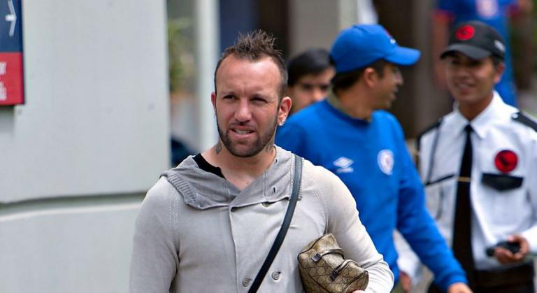 Matías Vuoso saliendo del entrenamiento