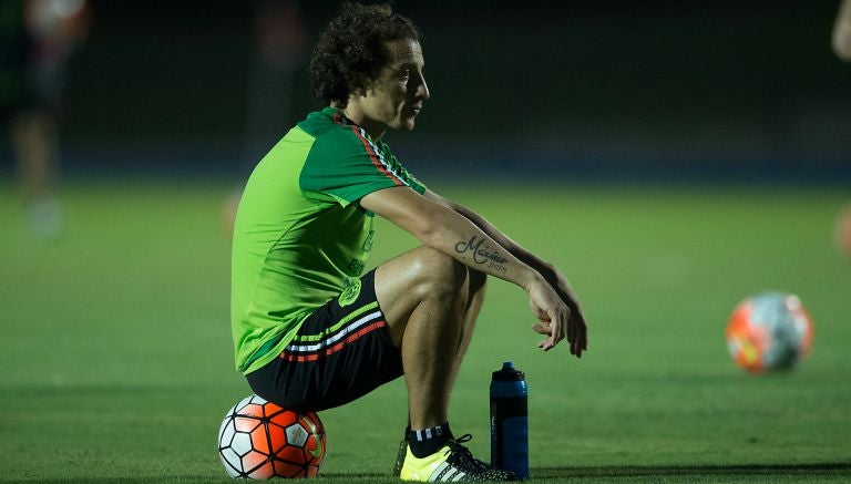 Guardado, durante un entrenamiento del Tri