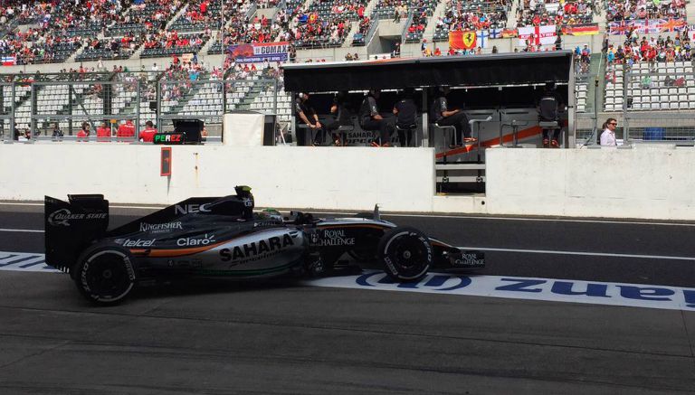 Checo Pérez, durante el GP de Japón