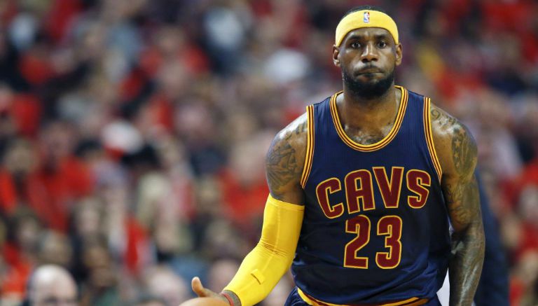 LeBron James, en un partido con los Cavaliers