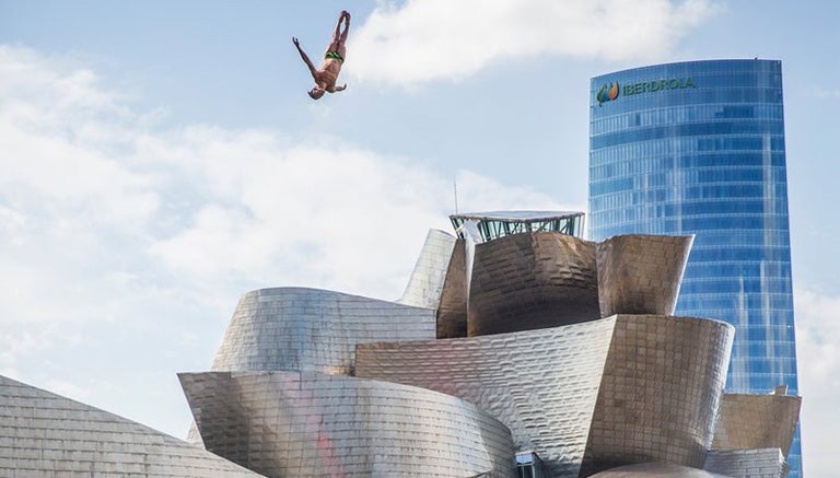 Jonathan, en un salto durante la competencia en Bilbao