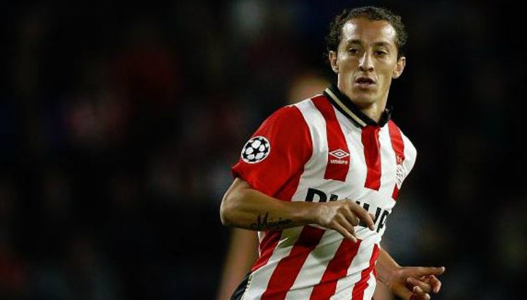 Guardado, en juego del PSV