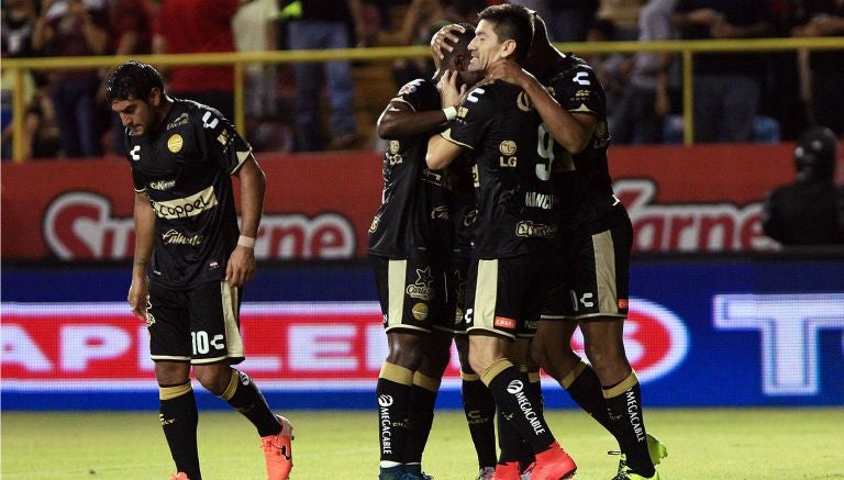 Jugadores de Dorados en un partido del Apertura 2015