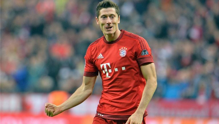 Robert Lewandowski celebrando una anotación en Champions League