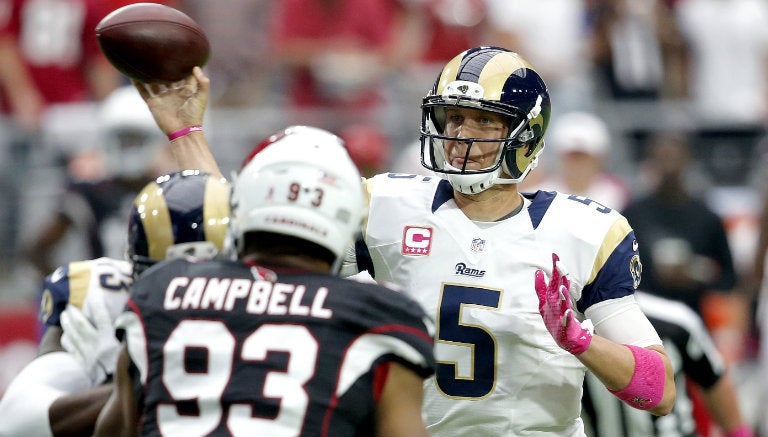 Nick Foles con los Carneros