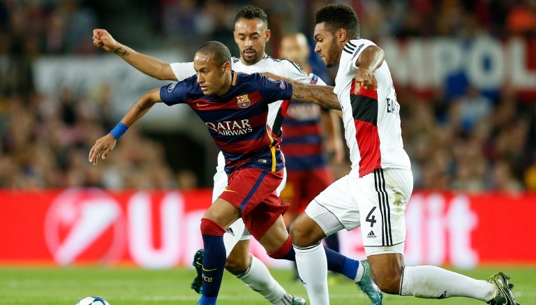 Neymar en un partido con el Barcelona