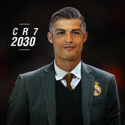 Cristiano Ronaldo con varios años encima