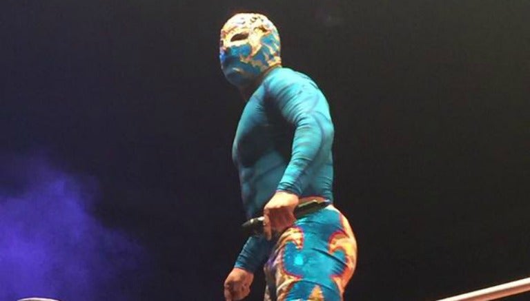 El exMyzteziz en una función de lucha libre