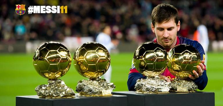 Messi presume sus Balones de Oro en el Camp Nou