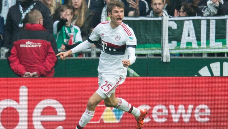 Müller celebra su gol contra Werder Bremen