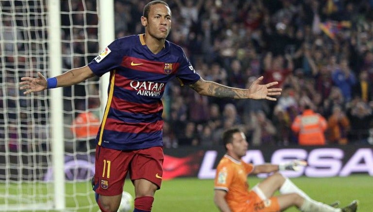 Neymar celebrando una anotación contra el Rayo Vallecano