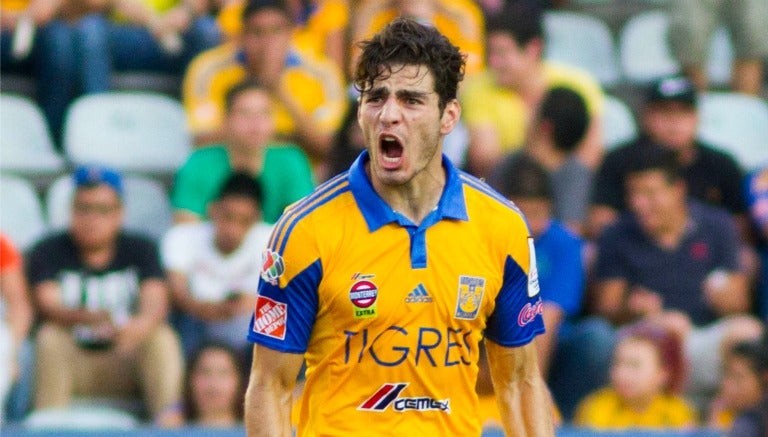 Briseño en un partido de Tigres