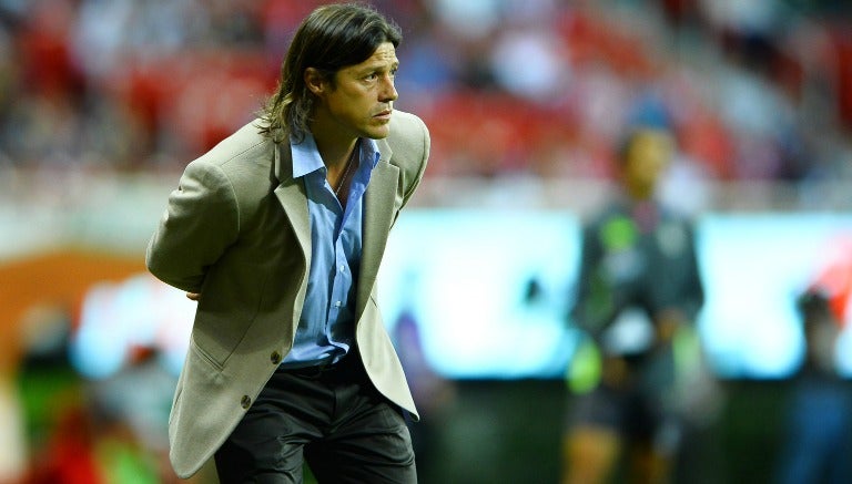 Almeyda observa un partido de Chivas