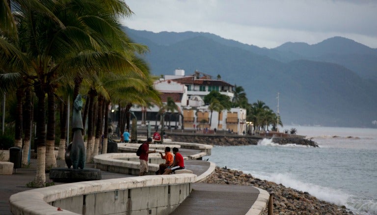 Así luce Puerto Vallarta tras la tormenta tropical