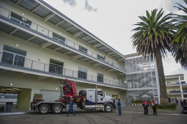 En el pit building se afinan los últimos detalles previo al GP