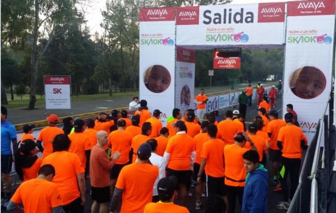 Corredores en la pasada edición de la carrera Avaya