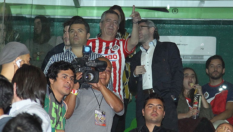 Jorge Vergara en el partido contra León  