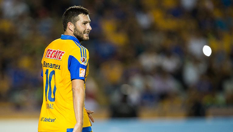 Gignac, en un partido con los Tigres