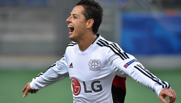 Javier Hernández, emocionado con una tanto con los 'Aspirinas'