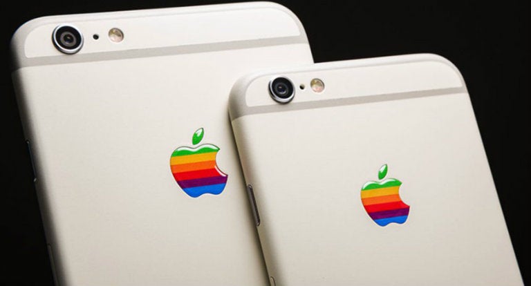 Logo de iPhone retro será a colores 