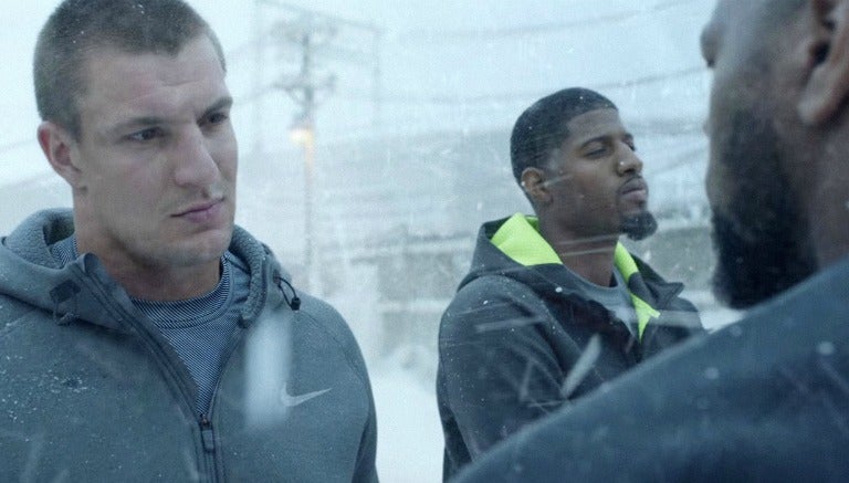 Rob Gronkowski protagoniza el comercial