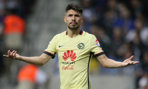 Peralta reclama en el duelo contra Monterrey