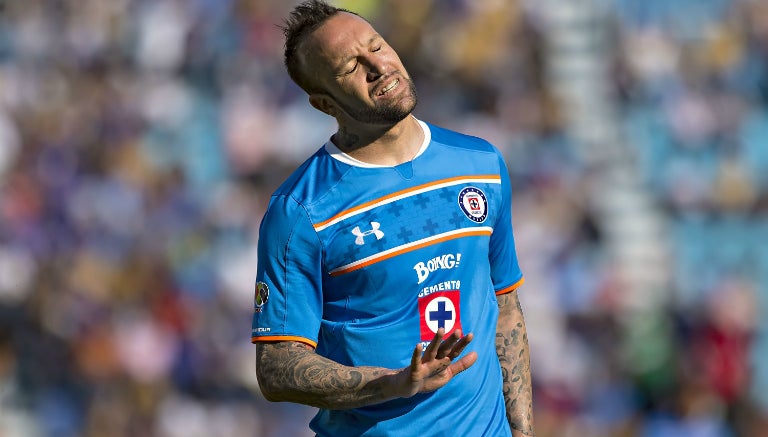 Vuoso se lamenta tras una falla con Cruz Azul