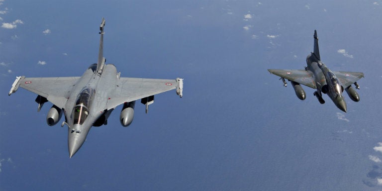 Aviones franceses, en pleno vuelo 