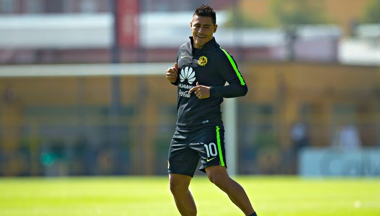 Osvaldo Martínez en un entrenamiento