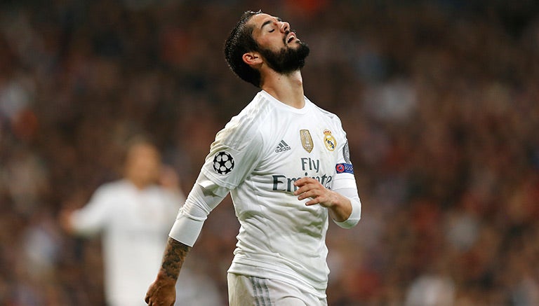 Isco se lamenta en un juego con el Madrid